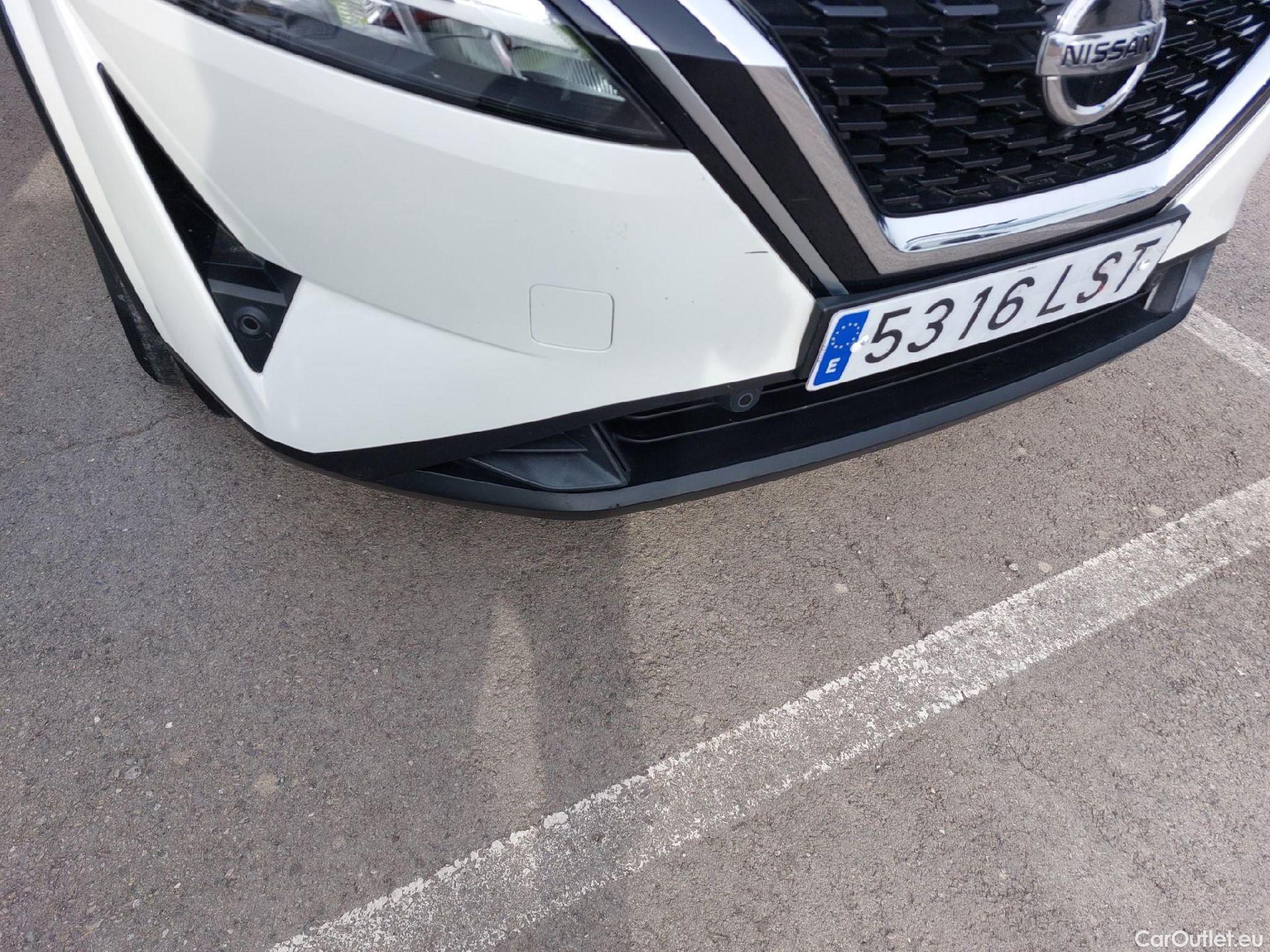  Nissan  Qashqai NISSAN  / 2021 / 5P / todoterreno DIG-T 116kW mHEV Xtronic Prem.Edit. Bit.(SL) #3