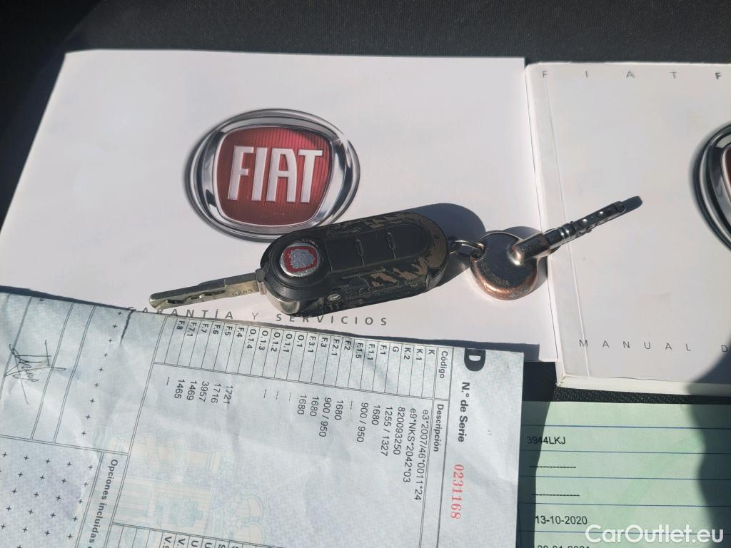 Fiat  Fiorino FIAT  / 2016 / 3P / furgón derivado de turismo Cargo Base 1.4 Natural Power 51kW (70CV) #2