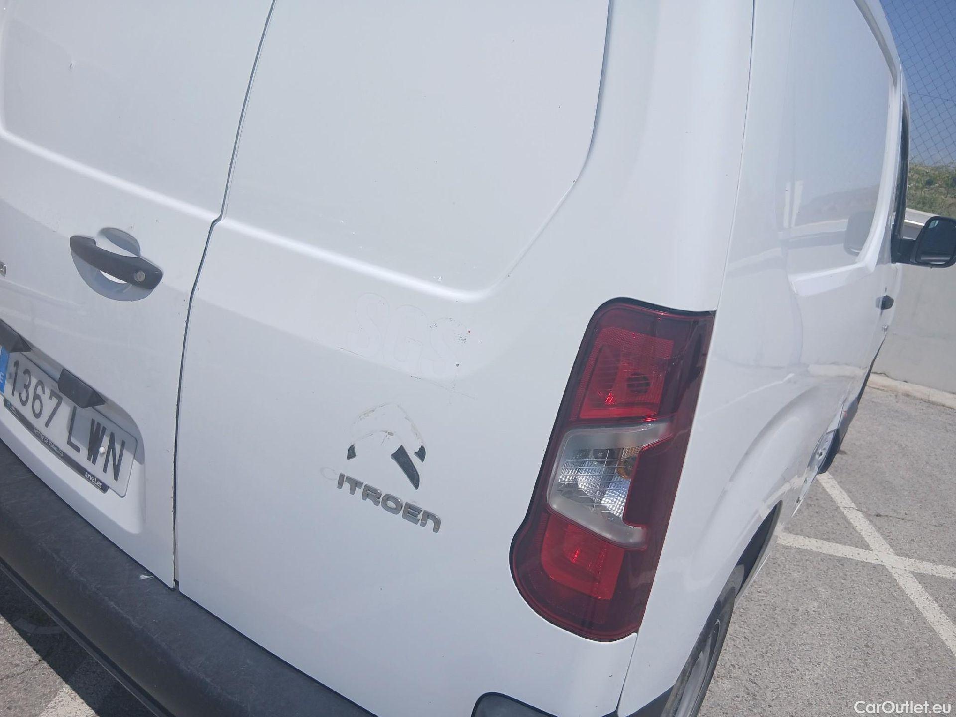  Citroen  Berlingo CITROEN  / 3P /Talla M BlueHDi 100 CV CONTROL #33