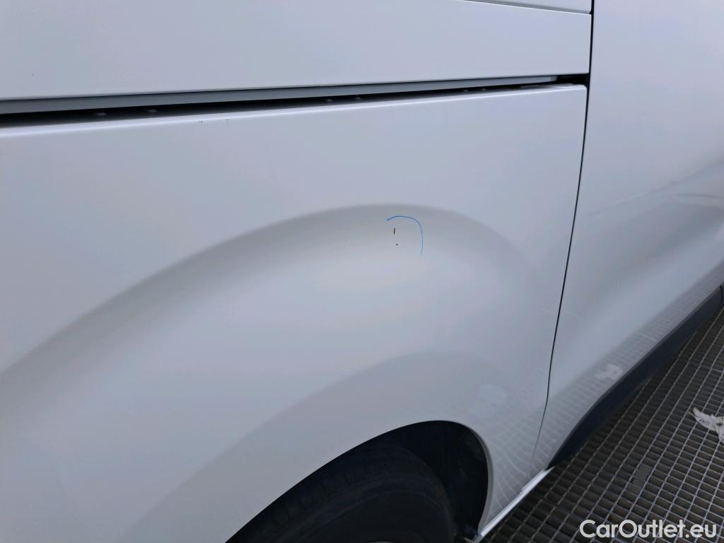  Peugeot  Expert PEUGEOT  / 2016 / 4P / furgón Furgón Premium 1.5 BlueHDi 100 Standard #40
