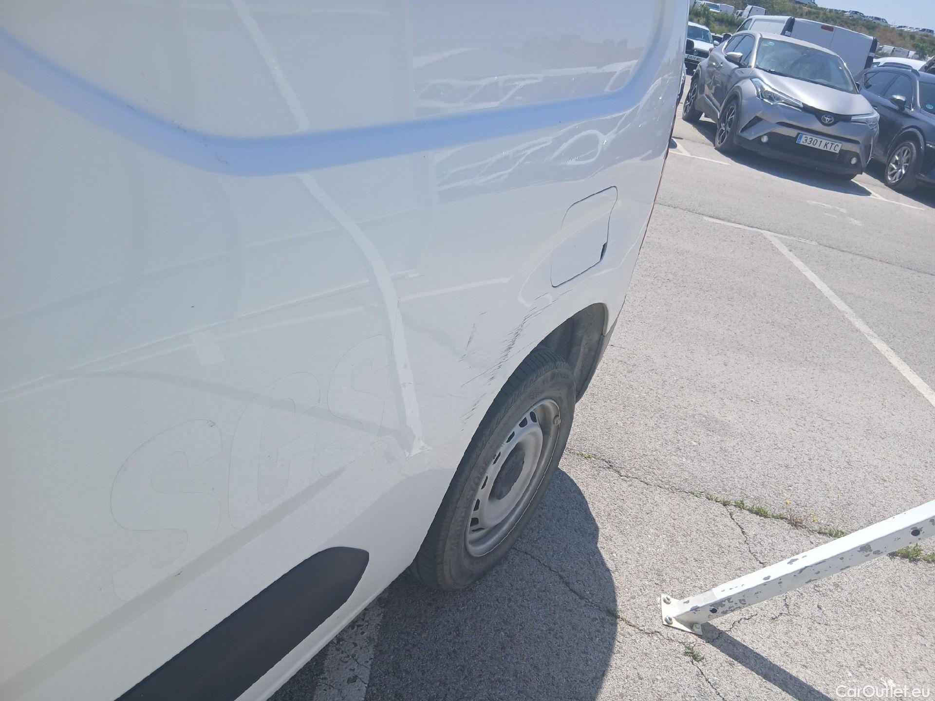  Citroen  Berlingo CITROEN  / 3P /Talla M BlueHDi 100 CV CONTROL #27
