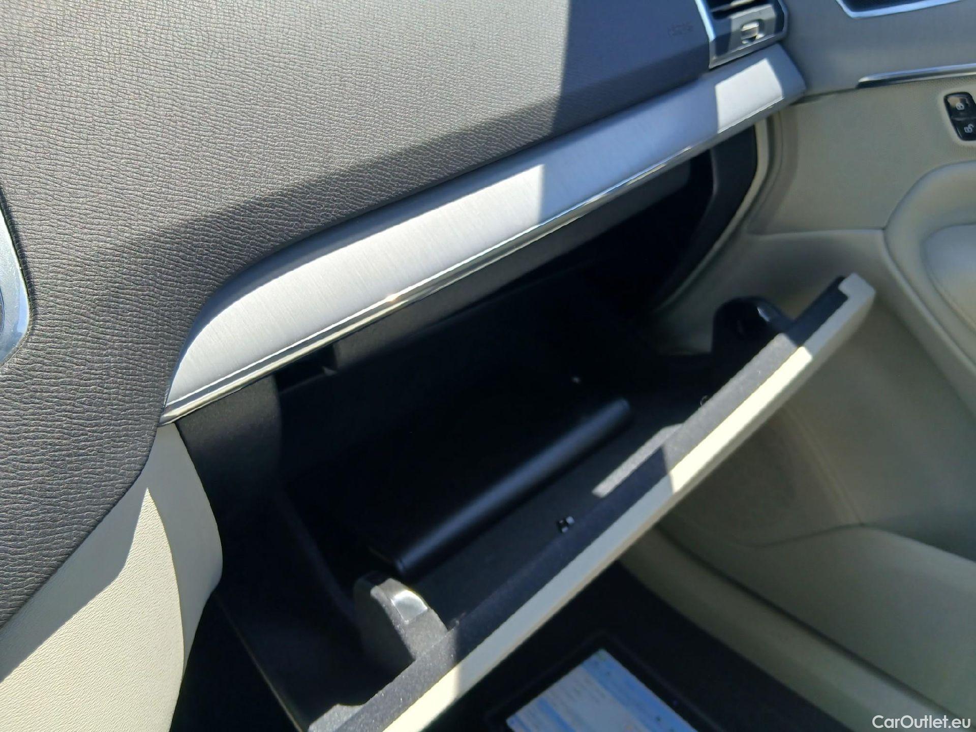  Volvo  XC90 VOLVO  / 2019 / 5P / todoterreno 2.0 T8 AWD Business Plus Auto #2