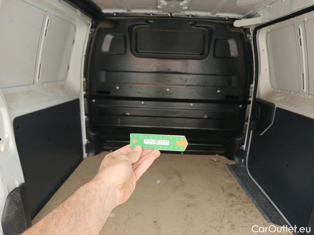  Citroen  Jumpy CITROEN  / 2016 / 4P / furgón Talla M BlueHDi 100 S&S 6v Control #18