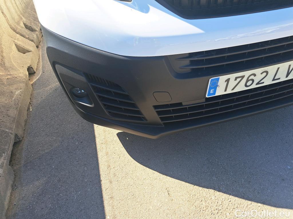  Peugeot  Expert PEUGEOT  / 2016 / 4P / furgón Furgón Premium 1.5 BlueHDi 100 Standard #48