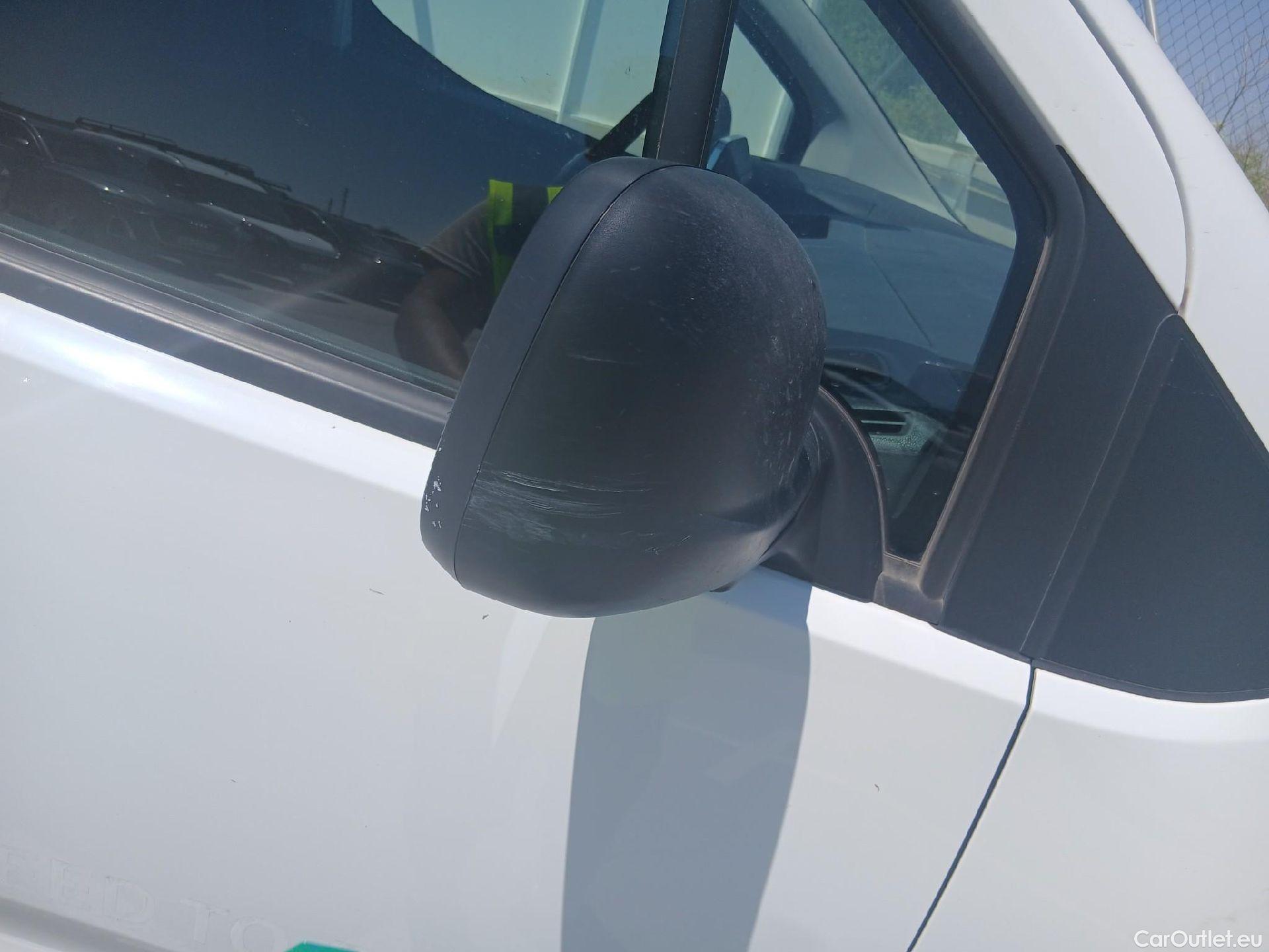  Citroen  Berlingo CITROEN  / 3P /Talla M BlueHDi 100 CV CONTROL #41