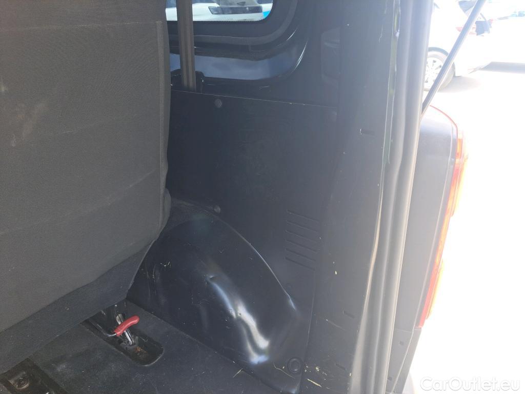  Citroen  Jumpy CITROEN  / 2024 / 4P / combi Combi Talla M BlueHDi 180 S&S EAT8 #17