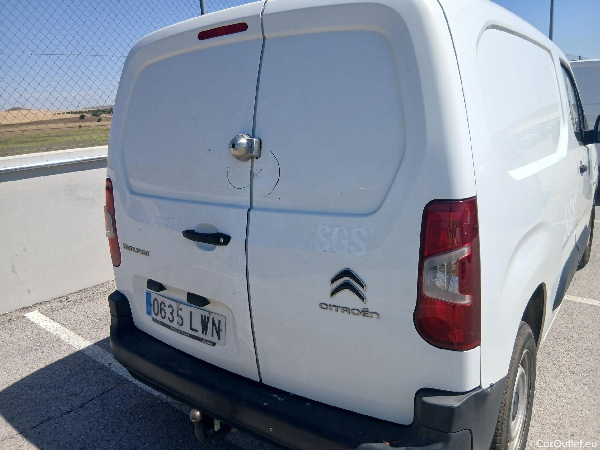  Citroen  Berlingo CITROEN  / 2018 / 3P / furgón derivado de turismo Talla M BlueHDi 100 CONTROL #18