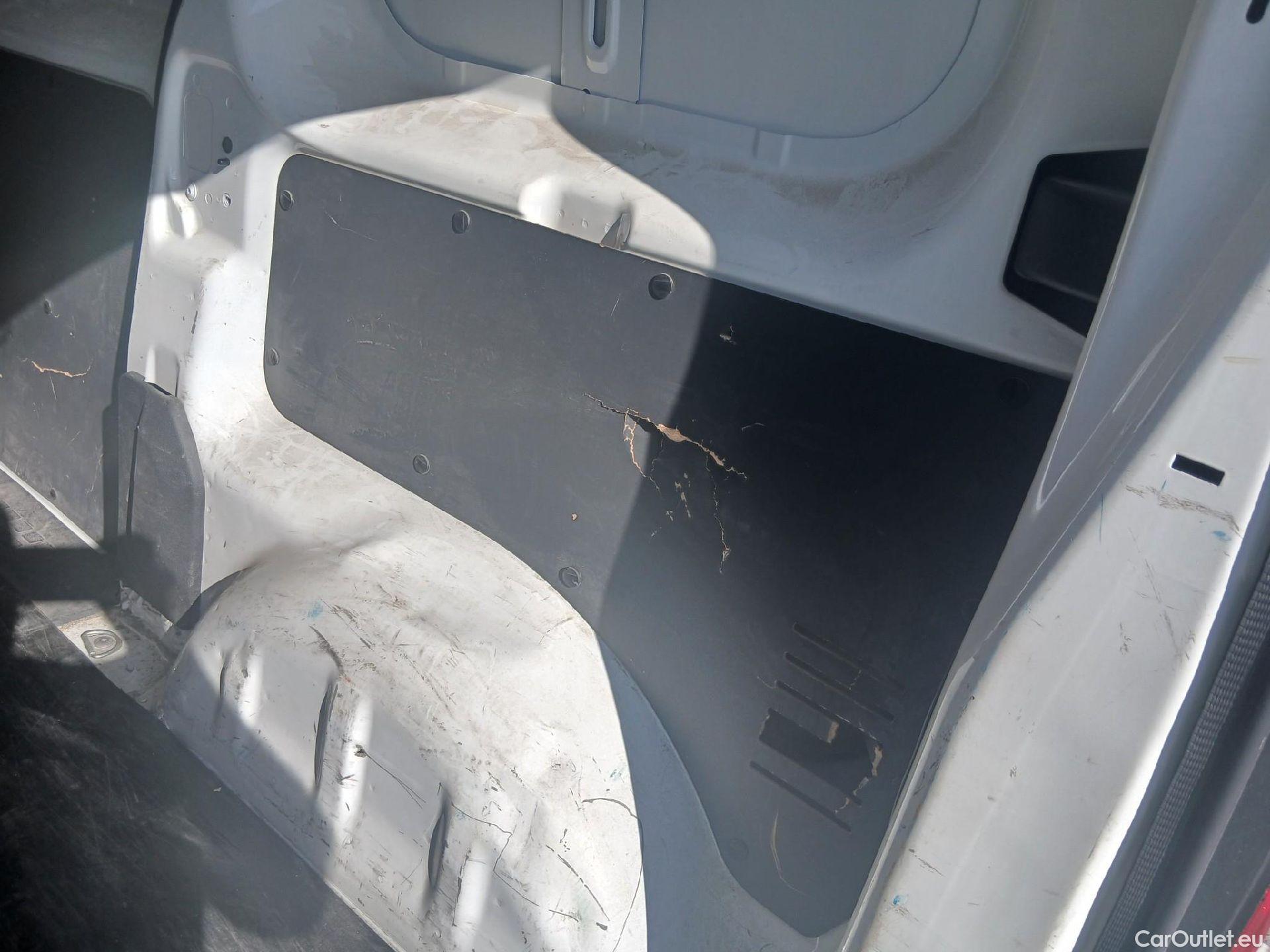  Opel  Vivaro OPEL  / 2019 / 4P / furgón 1.5 Diésel 74kW (100CV) M Std Express (AC) #6