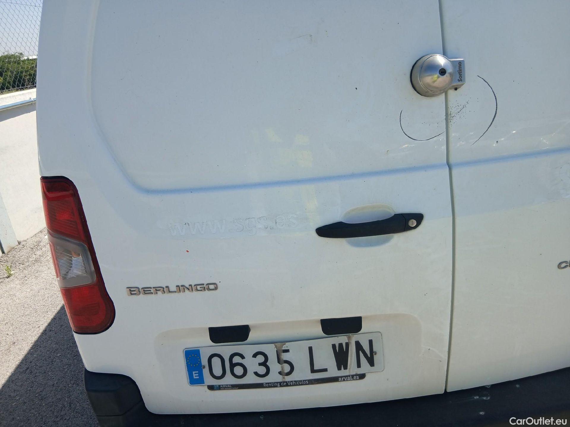  Citroen  Berlingo CITROEN  / 2018 / 3P / furgón derivado de turismo Talla M BlueHDi 100 CONTROL #15