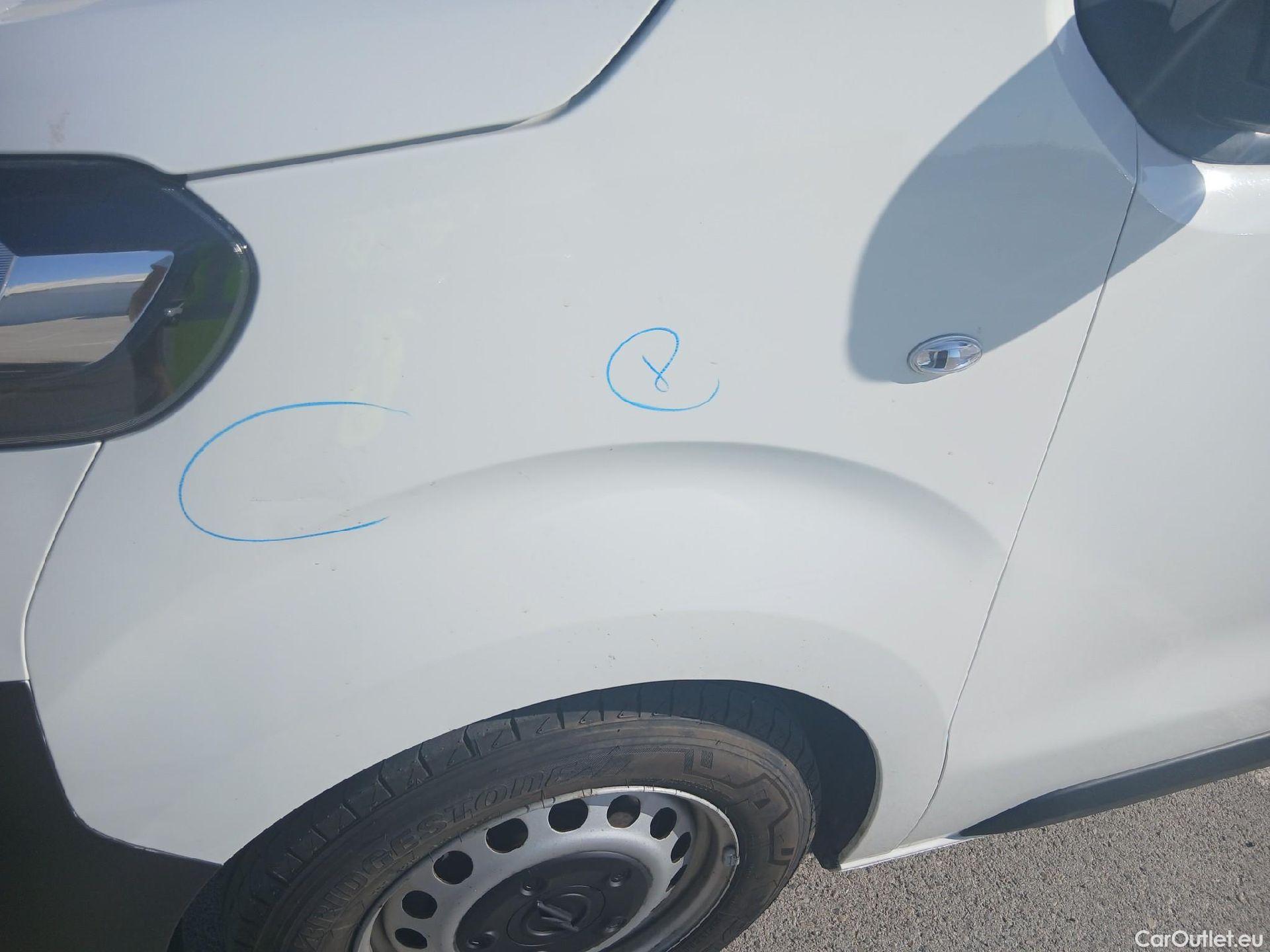  Opel  Vivaro OPEL  / 2019 / 4P / furgón 1.5 Diésel 74kW (100CV) M Std Express (AC) #26