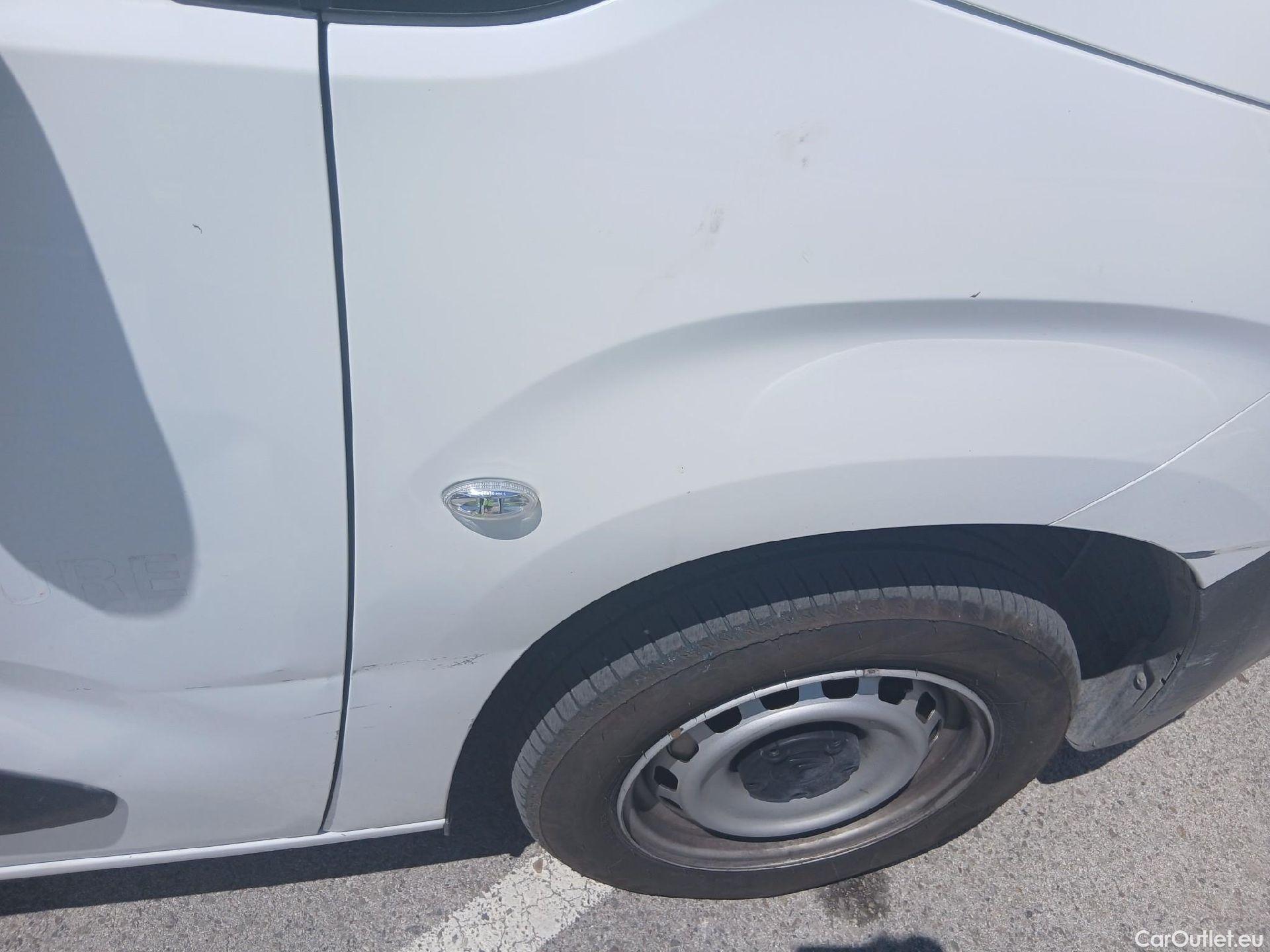  Citroen  Berlingo CITROEN  / 3P /Talla M BlueHDi 100 CV CONTROL #43