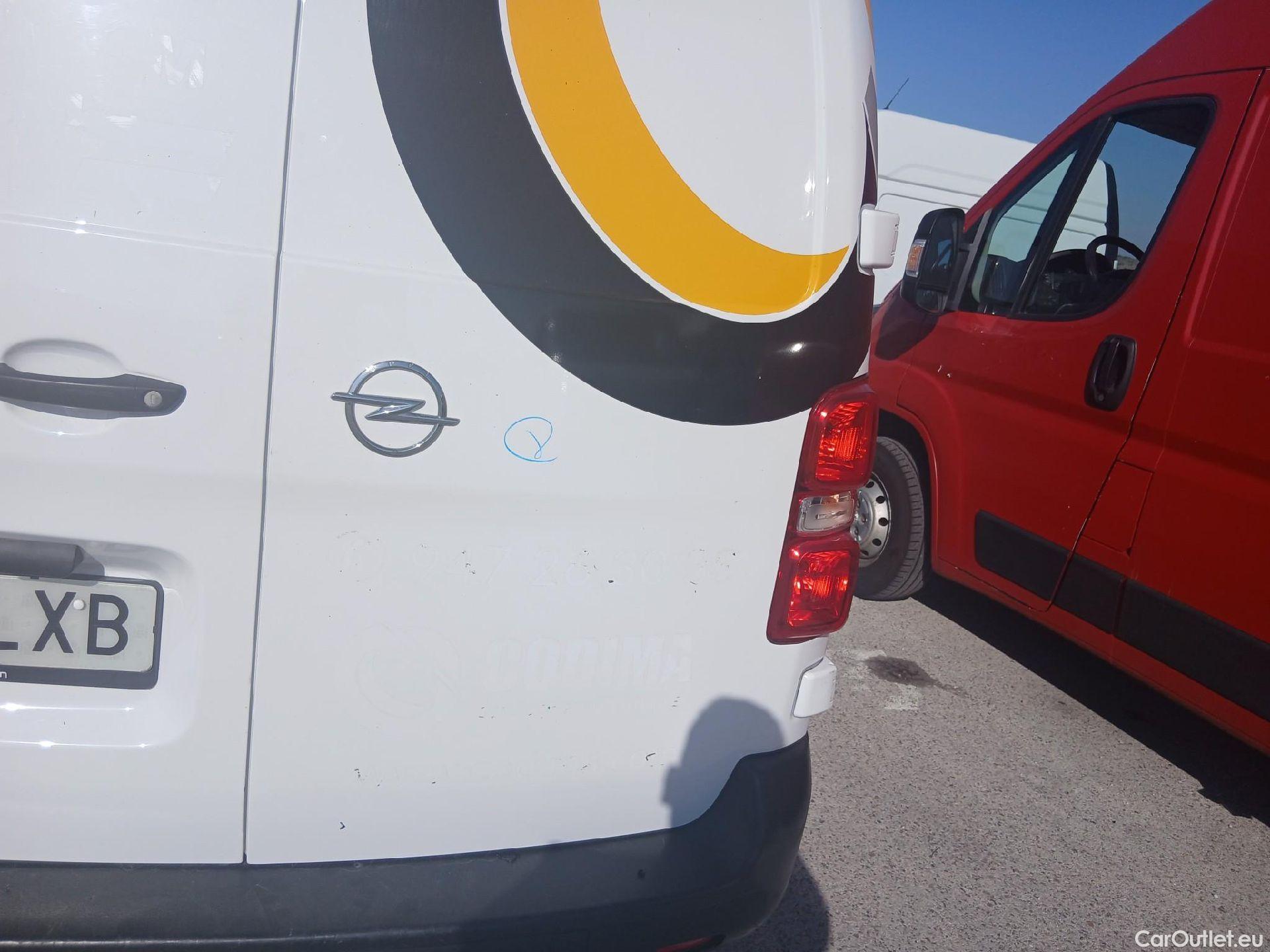  Opel  Vivaro OPEL  / 2019 / 4P / furgón 1.5 Diésel 74kW (100CV) M Std Express (AC) #37