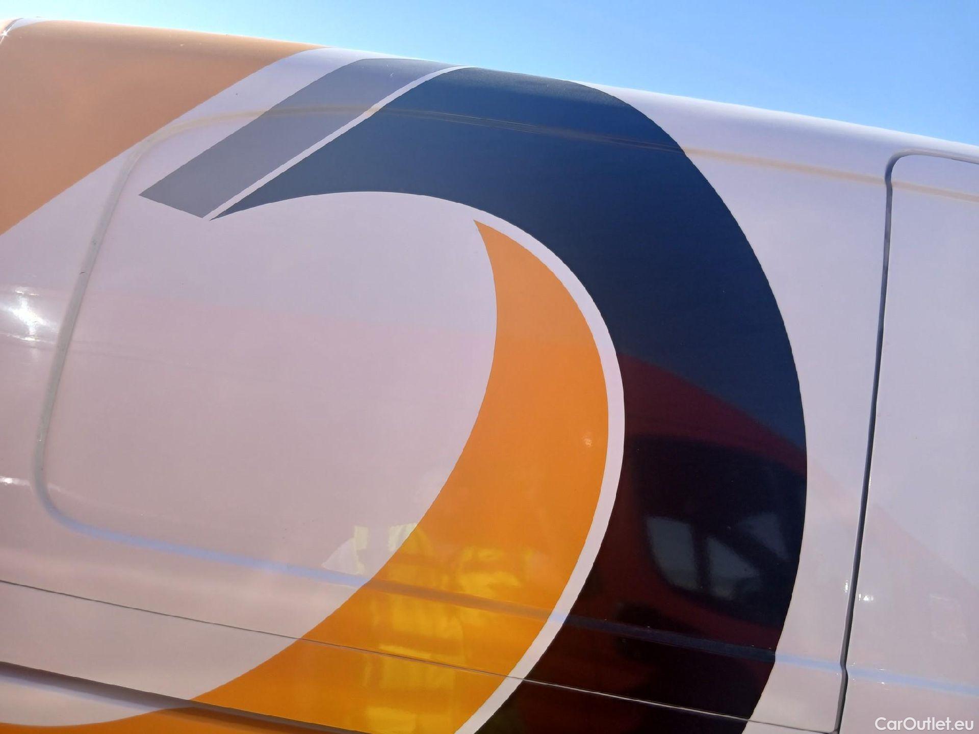  Opel  Vivaro OPEL  / 2019 / 4P / furgón 1.5 Diésel 74kW (100CV) M Std Express (AC) #43