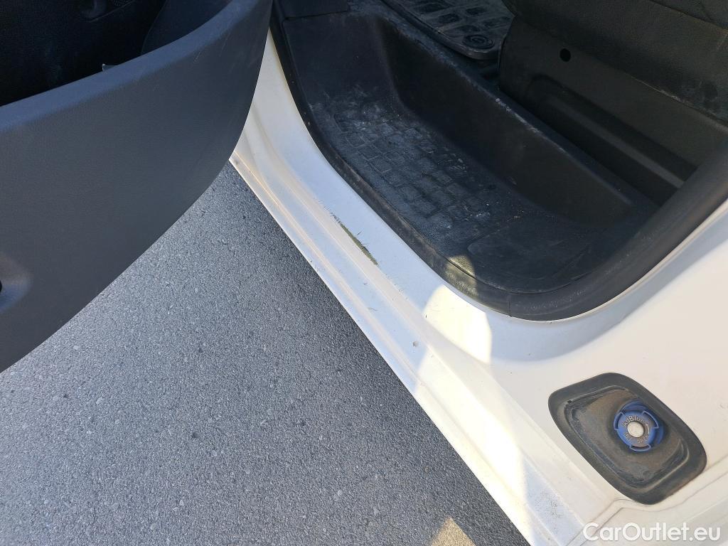  Peugeot  Expert PEUGEOT  / 2016 / 4P / furgón Furgón Premium 1.5 BlueHDi 100 Standard #22