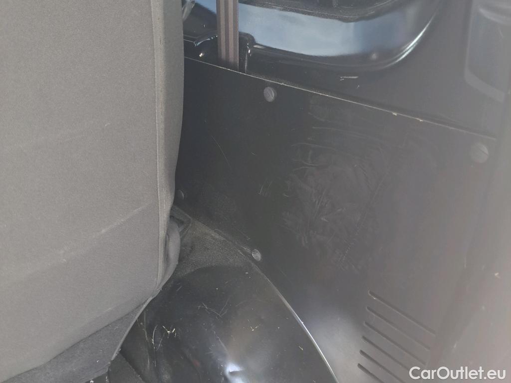  Citroen  Jumpy CITROEN  / 2024 / 4P / combi Combi Talla M BlueHDi 180 S&S EAT8 #31