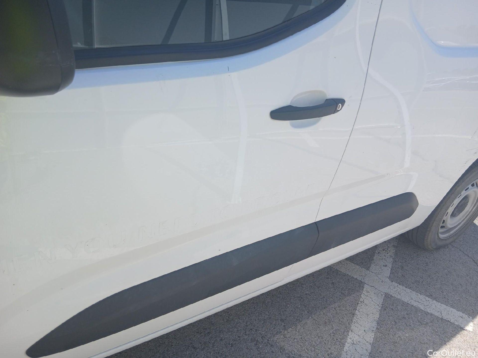  Citroen  Berlingo CITROEN  / 3P /Talla M BlueHDi 100 CV CONTROL #22