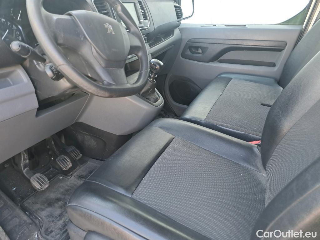  Peugeot  Expert PEUGEOT  / 2016 / 4P / furgón Furgón Premium 1.5 BlueHDi 100 Standard #25