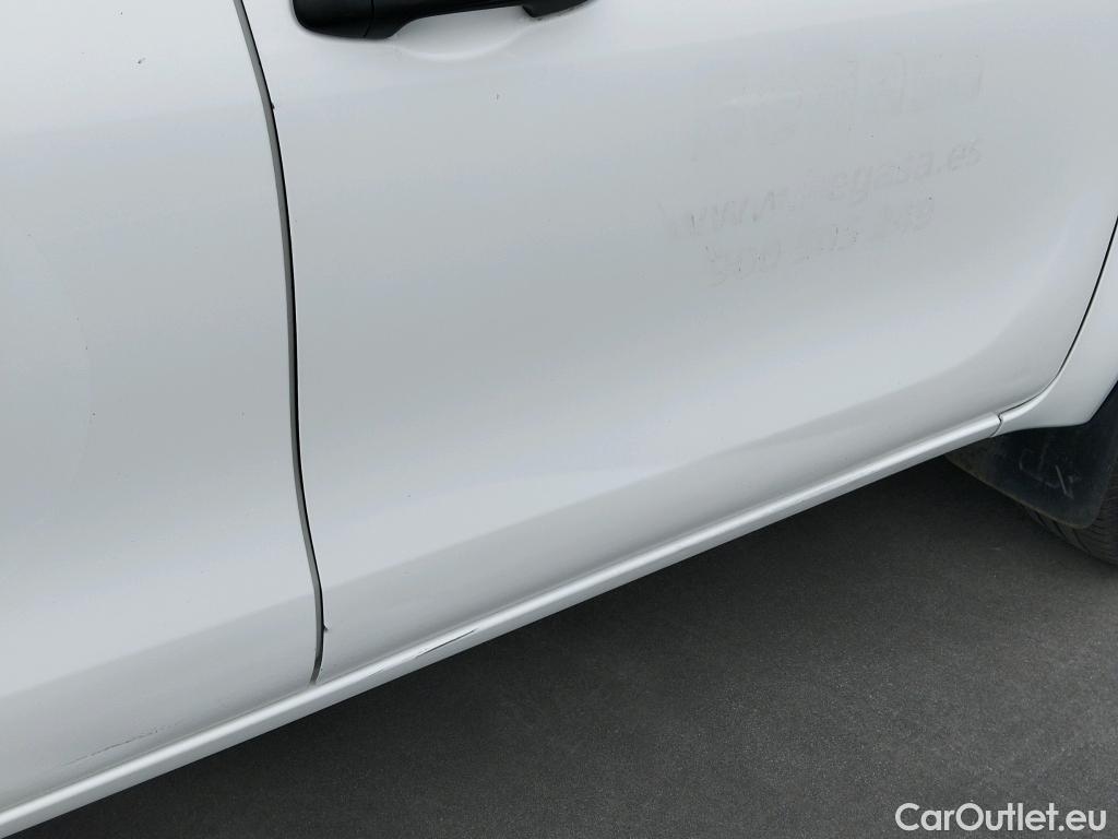  Toyota  Hilux TOYOTA  VU 4p 7G pickup 2.4 D-4D Cabina Doble GX 4x4 #16