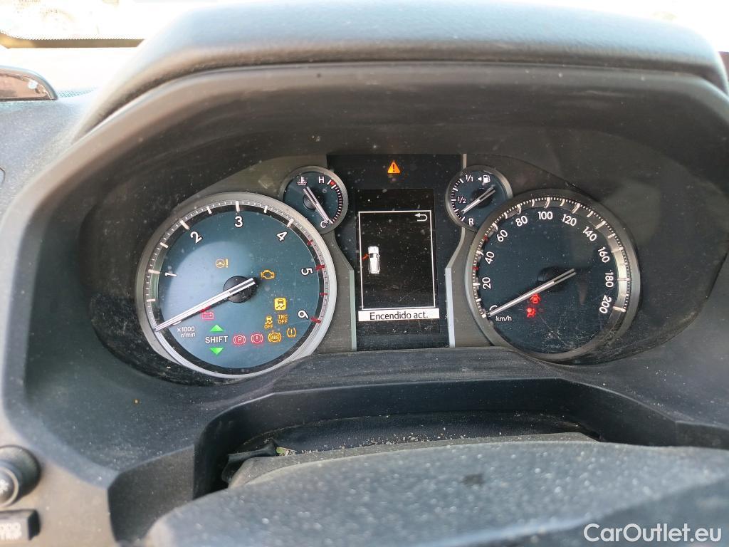  Toyota  Land Cruiser TOYOTA  / 5P / 2.8 177 CV 5 PUERTAS Y 2 PLAZAS  #33
