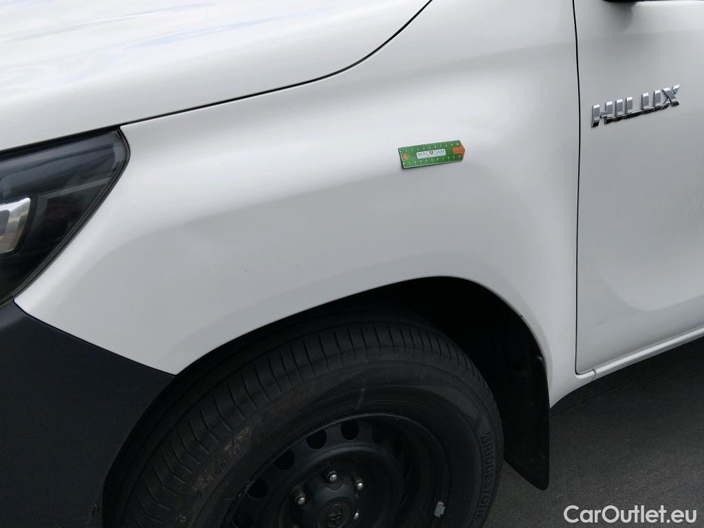  Toyota  Hilux TOYOTA  VU 4p 7G pickup 2.4 D-4D Cabina Doble GX 4x4 #31