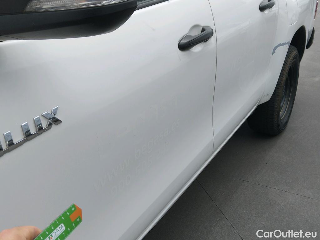  Toyota  Hilux TOYOTA  VU 4p 7G pickup 2.4 D-4D Cabina Doble GX 4x4 #34