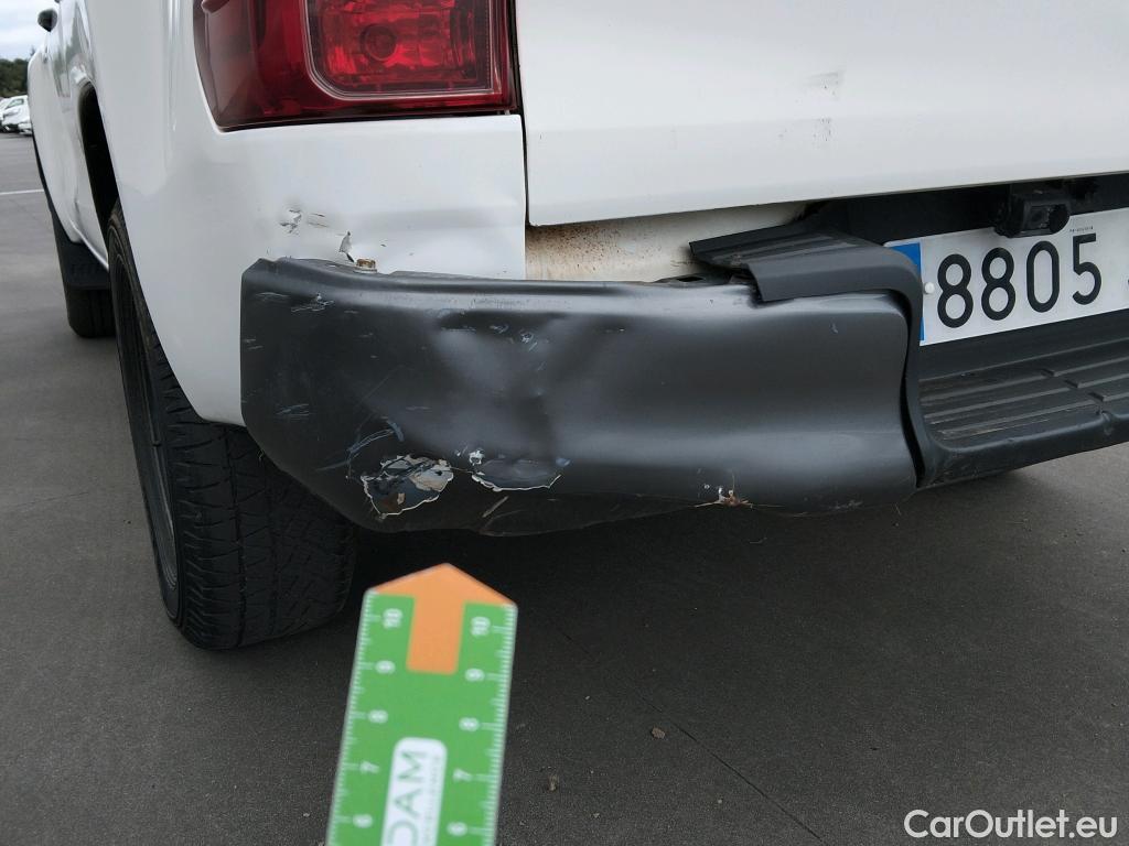  Toyota  Hilux TOYOTA  VU 4p 7G pickup 2.4 D-4D Cabina Doble GX 4x4 #4