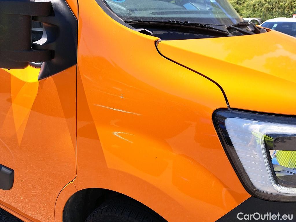  Renault  Master RENAULT  / 4P / L2H2 3500 dCi 145 CV #32