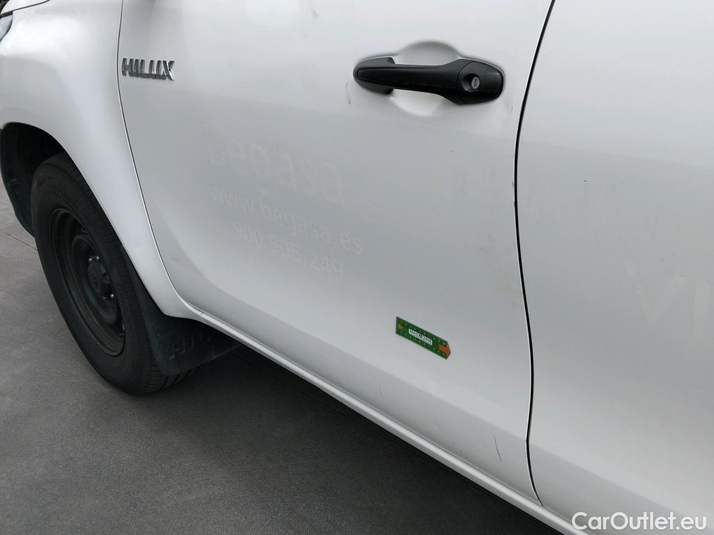  Toyota  Hilux TOYOTA  VU 4p 7G pickup 2.4 D-4D Cabina Doble GX 4x4 #14