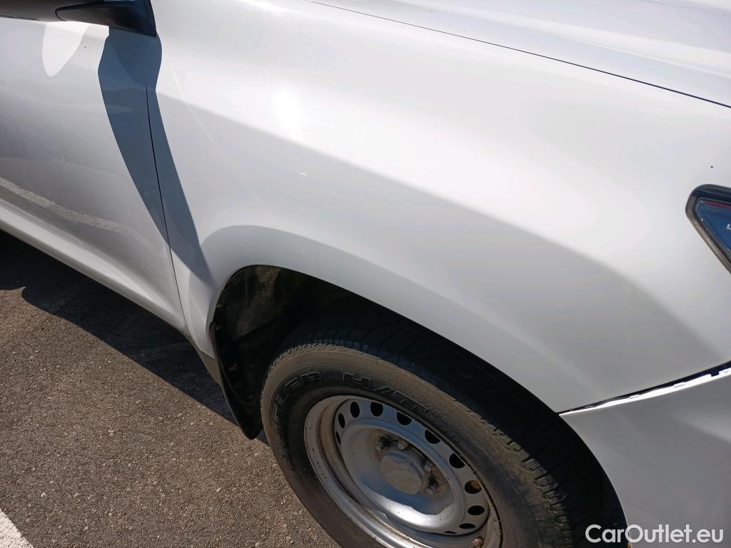  Toyota  Land Cruiser TOYOTA  / 5P / 2.8 177 CV 5 PUERTAS Y 2 PLAZAS  #11