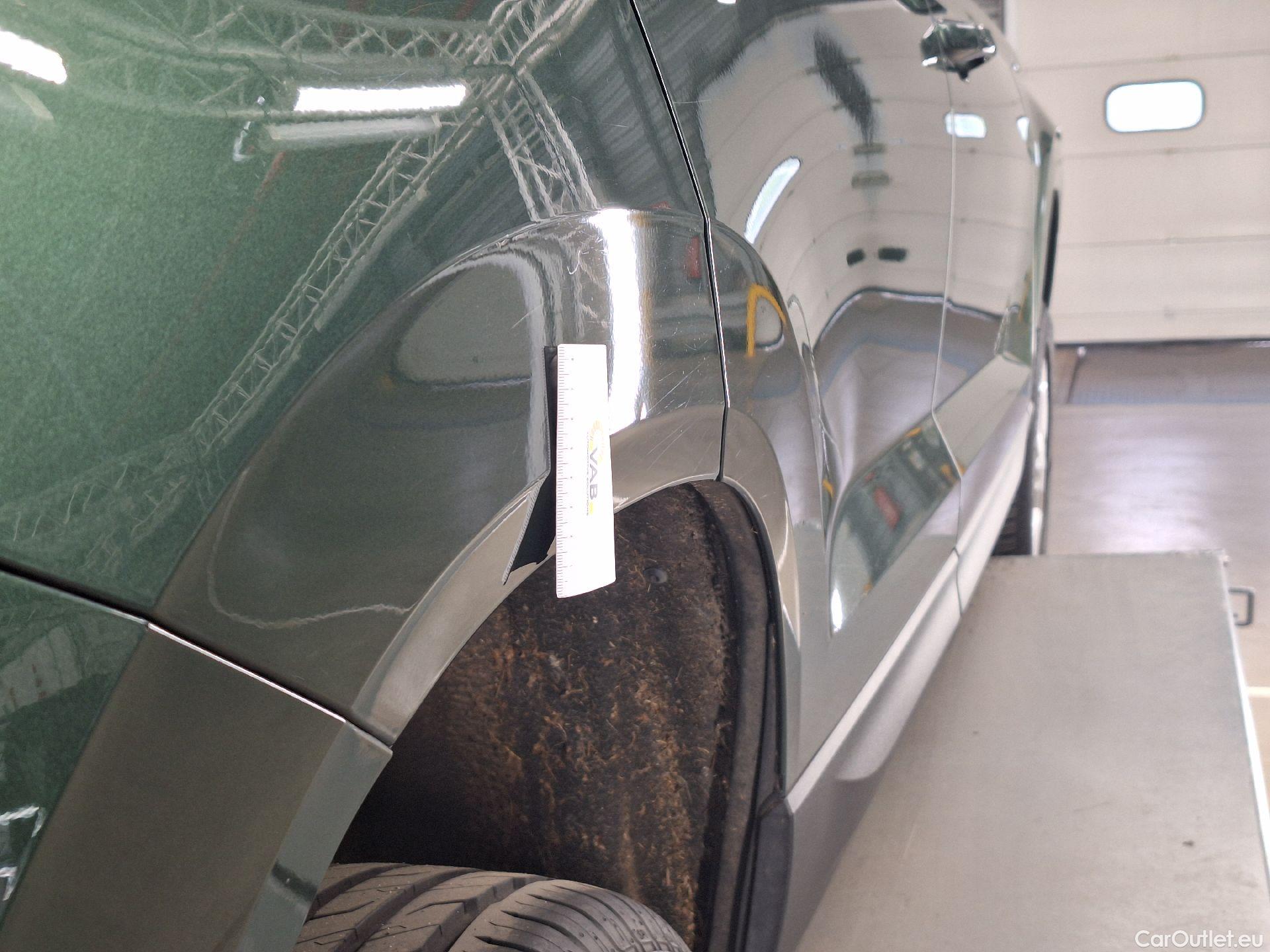  Skoda  Karoq Skoda,  '17, Skoda  1.6 CRTDI 85KW Ambition 5d #11