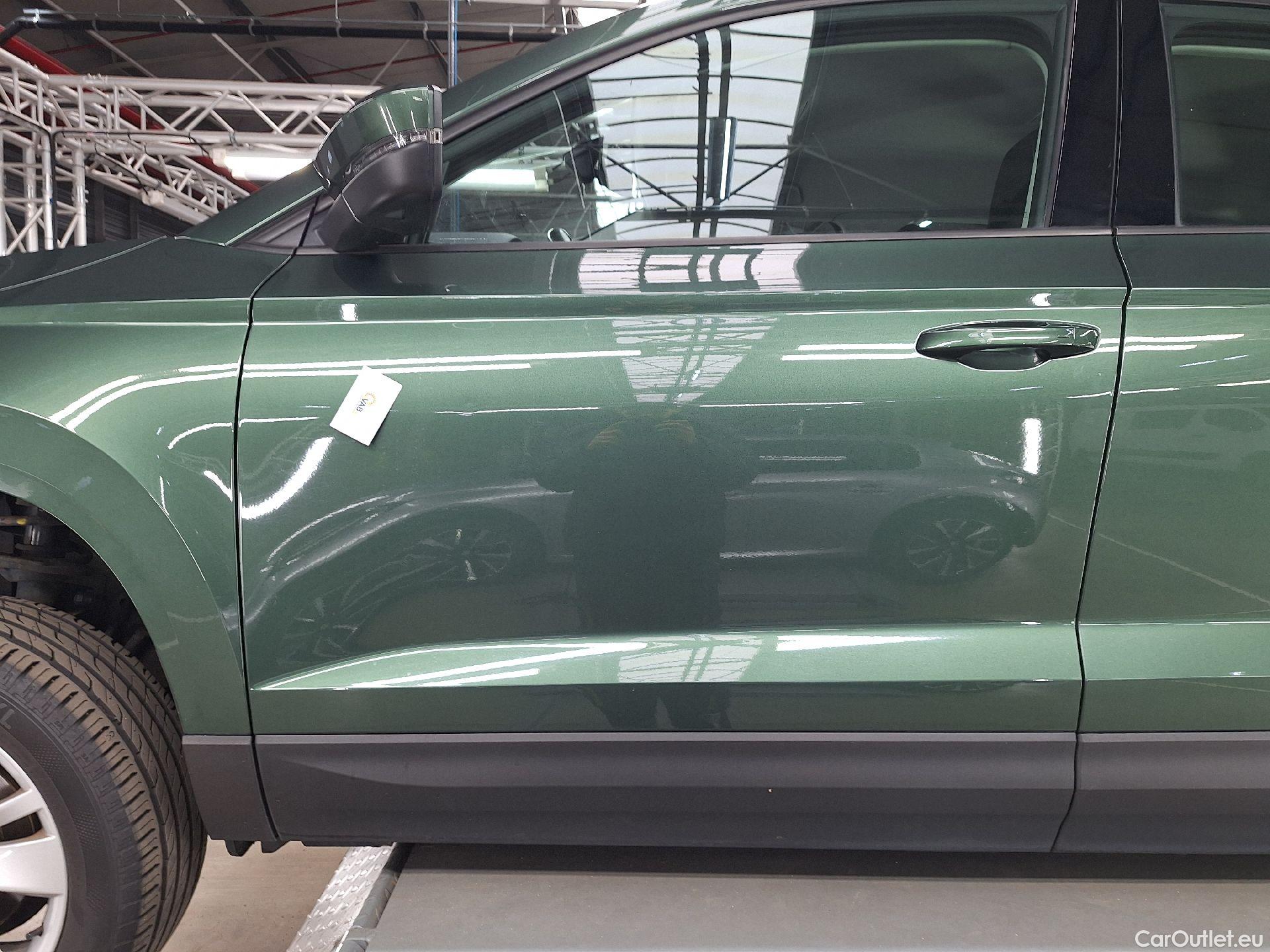 Skoda  Karoq Skoda,  '17, Skoda  1.6 CRTDI 85KW Ambition 5d #6