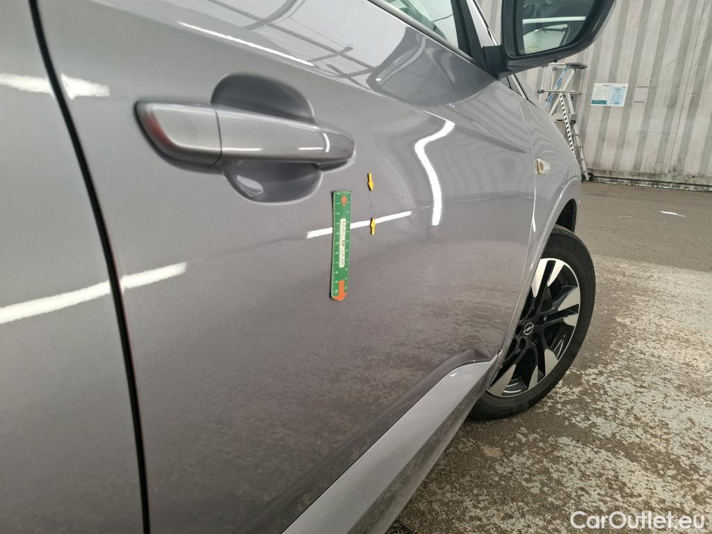  Opel   Grandland X Grandland X Business Elegance 1.5 130CV BVA8 6E #3