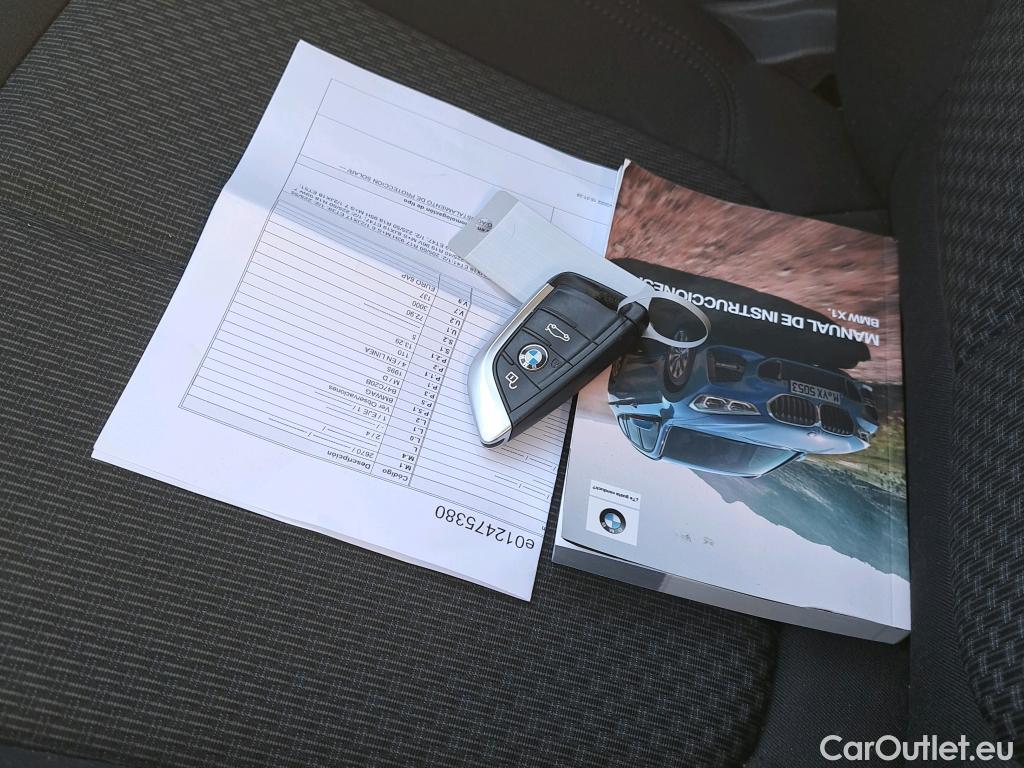  Bmw  X1 BMW  / 2019 / 5P / todoterreno sDrive18dA Corporate #20