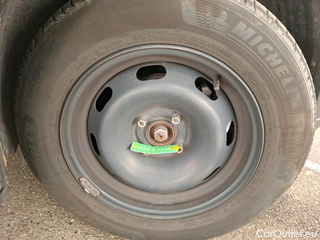  Citroen  C3  Société Feel 1.2 PureTech 80CV BVM5 E6d #44