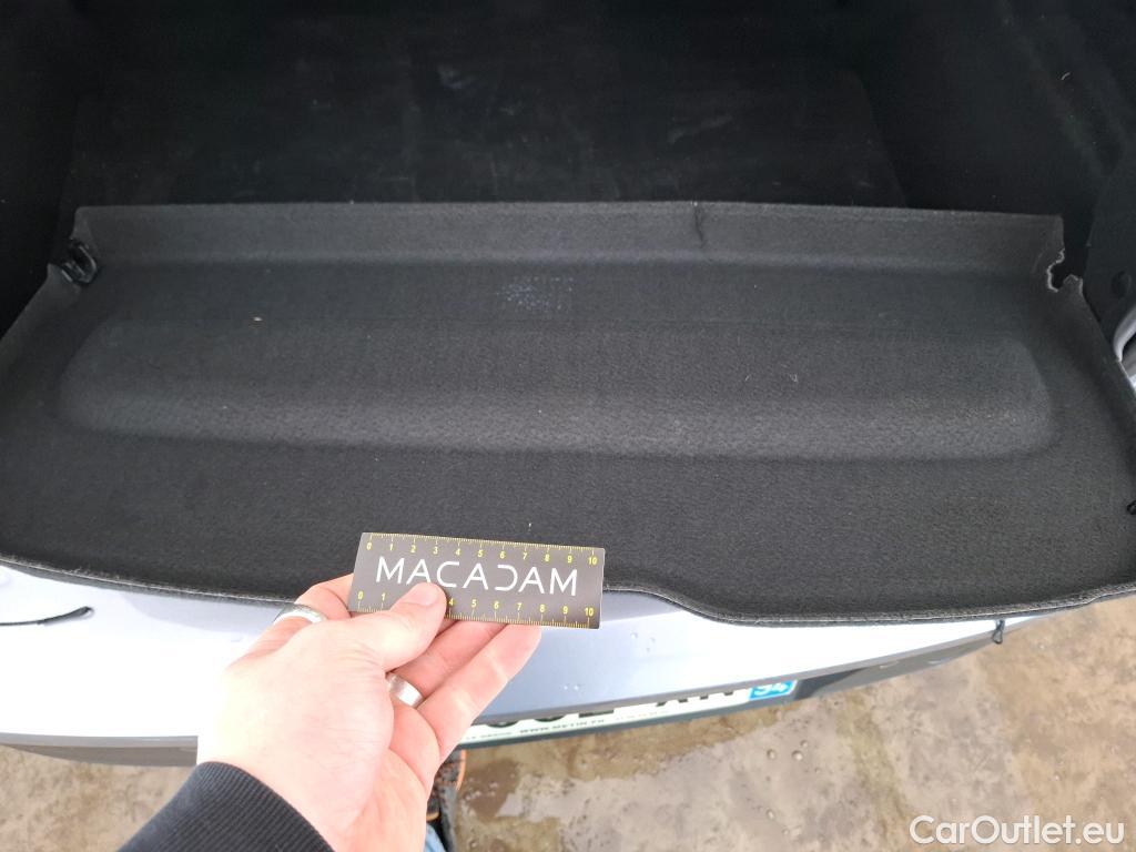 Peugeot  208  Premium 1.2 PureTech 75CV BVM5 E6d #3