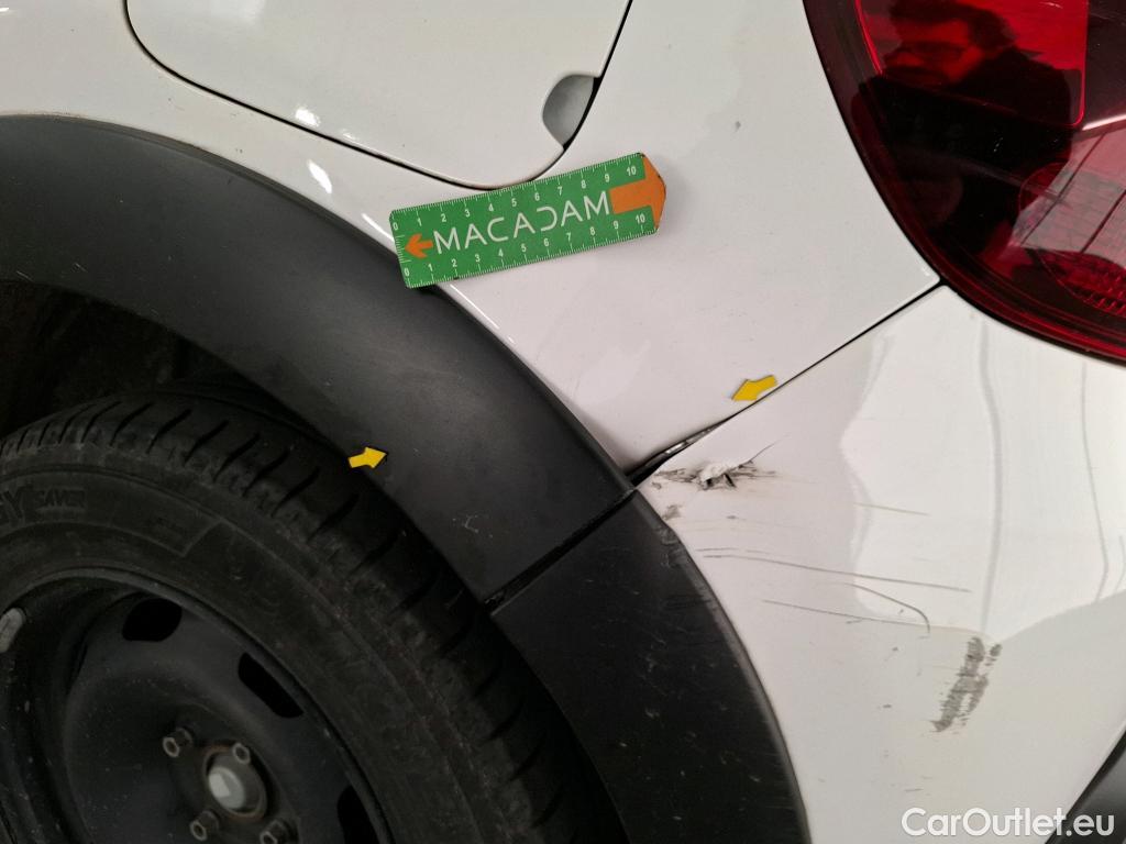  Citroen  C3  Société Feel 1.2 PureTech 80CV BVM5 E6d #13