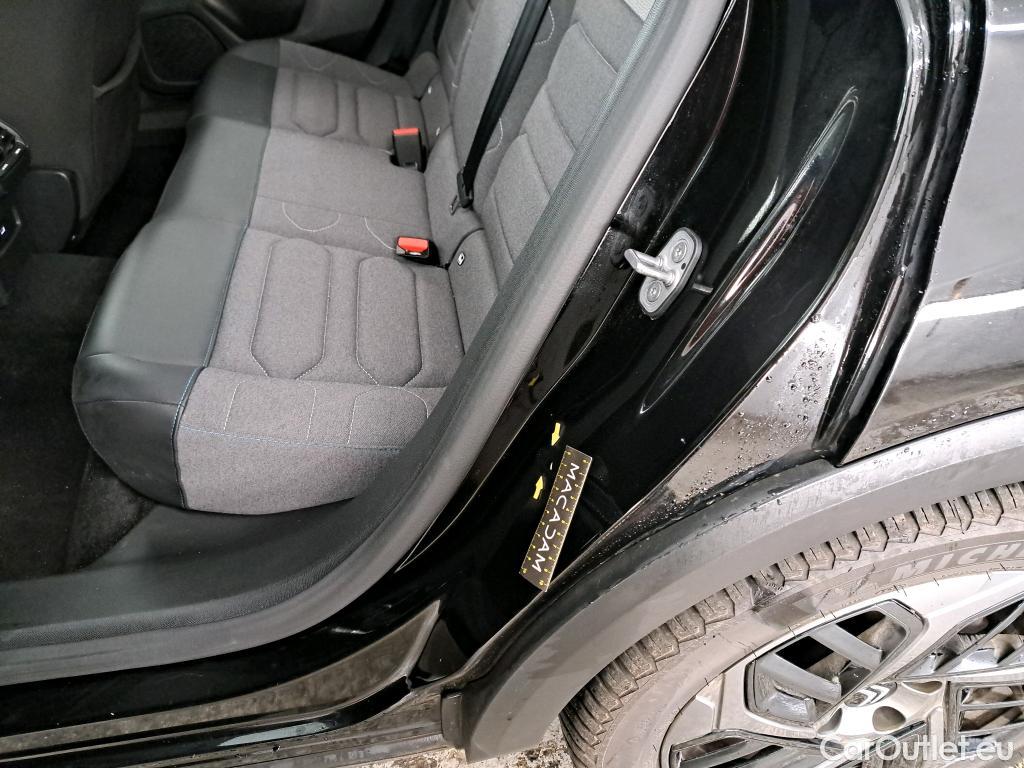 Citroen  C4 CITROEN  X / 2022 / 4P / Berline PureTech 130 S&S EAT8 Feel Pack #19