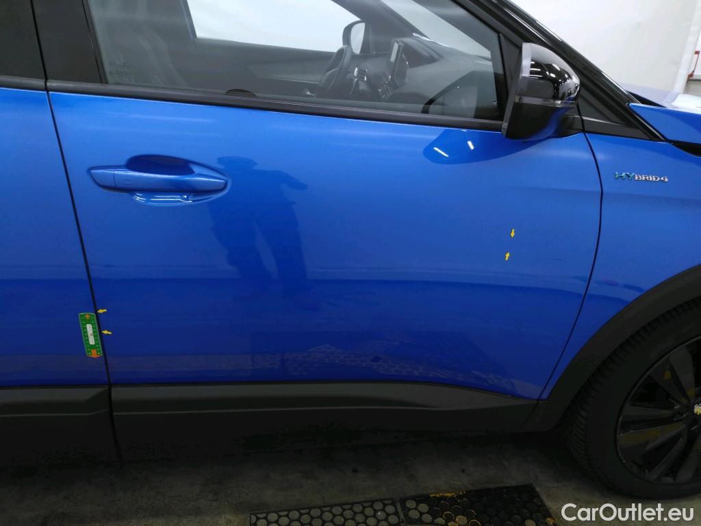  Peugeot  3008 PEUGEOT  / 2020 / 5P / SUV 1.6 HYBRID4 300 E-EAT8 GT #20