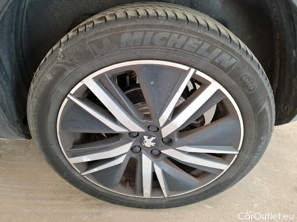  Peugeot  3008  GT 1.2 PureTech 130CV BVA8 E6d #2