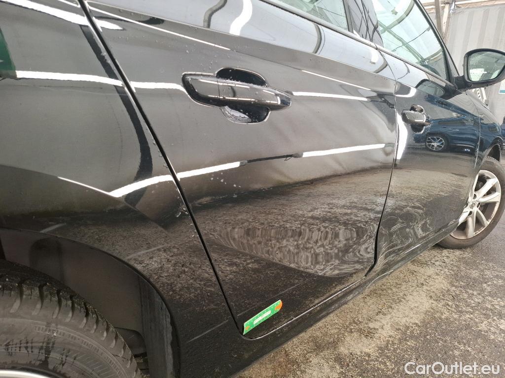  Opel  Corsa  F Elegance Business 1.2 Turbo 100CV BVM6 E6d #17