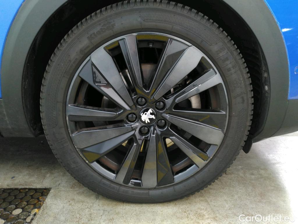  Peugeot  3008 PEUGEOT  / 2020 / 5P / SUV 1.6 HYBRID4 300 E-EAT8 GT #5