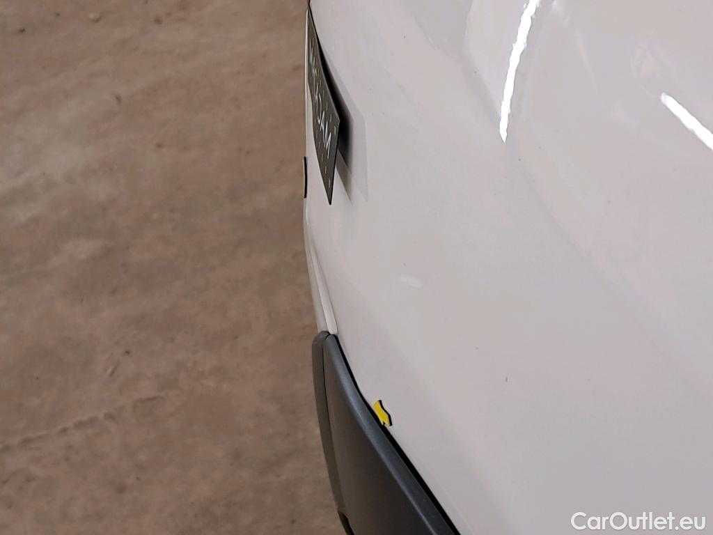  Citroen  C3  Feel 1.2 PureTech 80CV BVM5 E6 #6