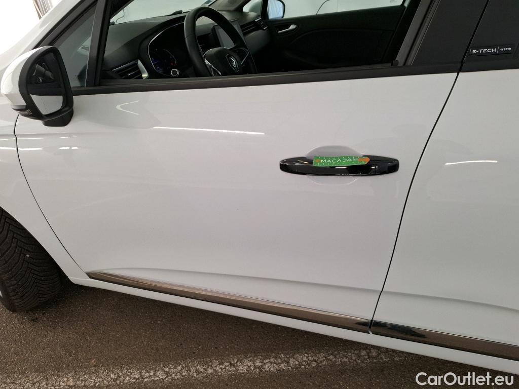  Renault  Clio  V Business 1.6 E-TECH Hybrid 140CV BVA6 E6d #38