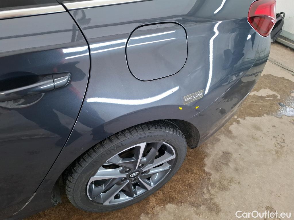  Hyundai  i30 HYUNDAI  Sport Wagon / 2020 / 5P / Break 1.0 T-GDI 120 MHEV I-MT CREATIVE SW #26