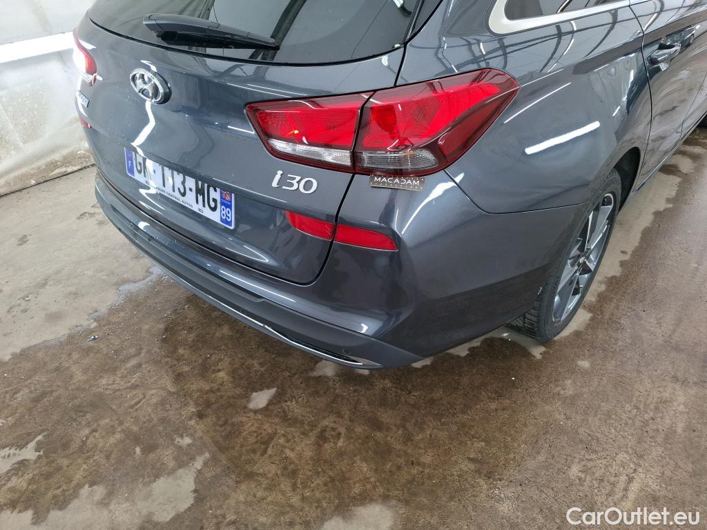  Hyundai  i30 HYUNDAI  Sport Wagon / 2020 / 5P / Break 1.0 T-GDI 120 MHEV I-MT CREATIVE SW #34