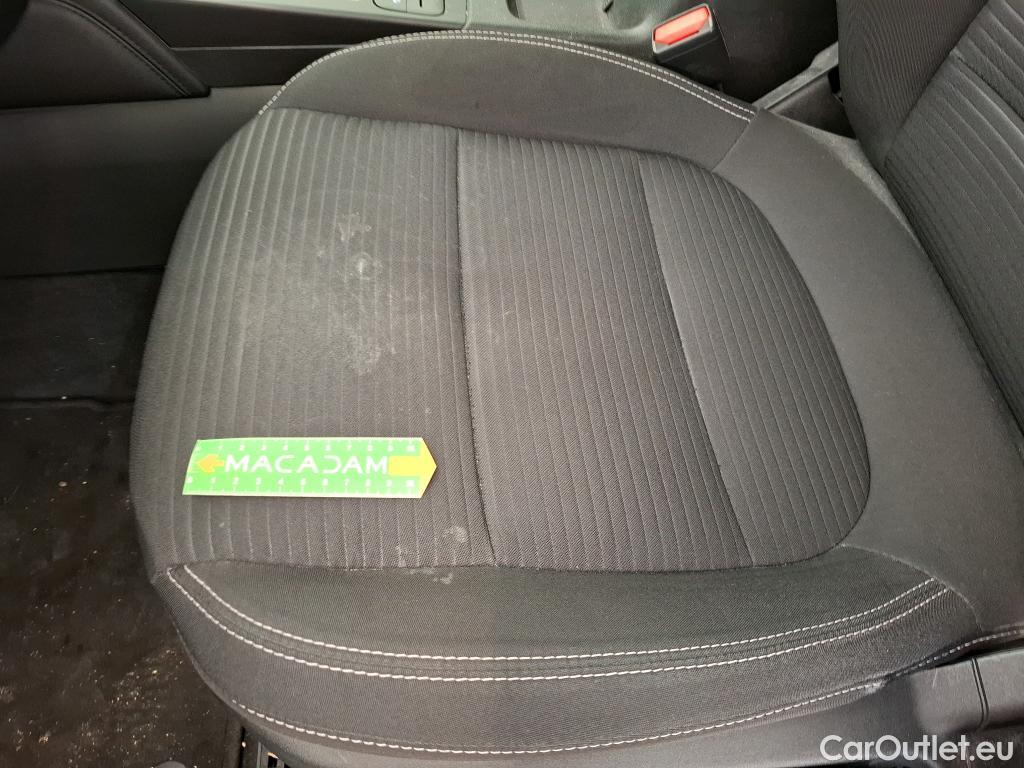  Ford  Kuga FORD  / 2019 / 5P / SUV 2.5 Dur 225 hybrid PHEV Pshift Titanium #17