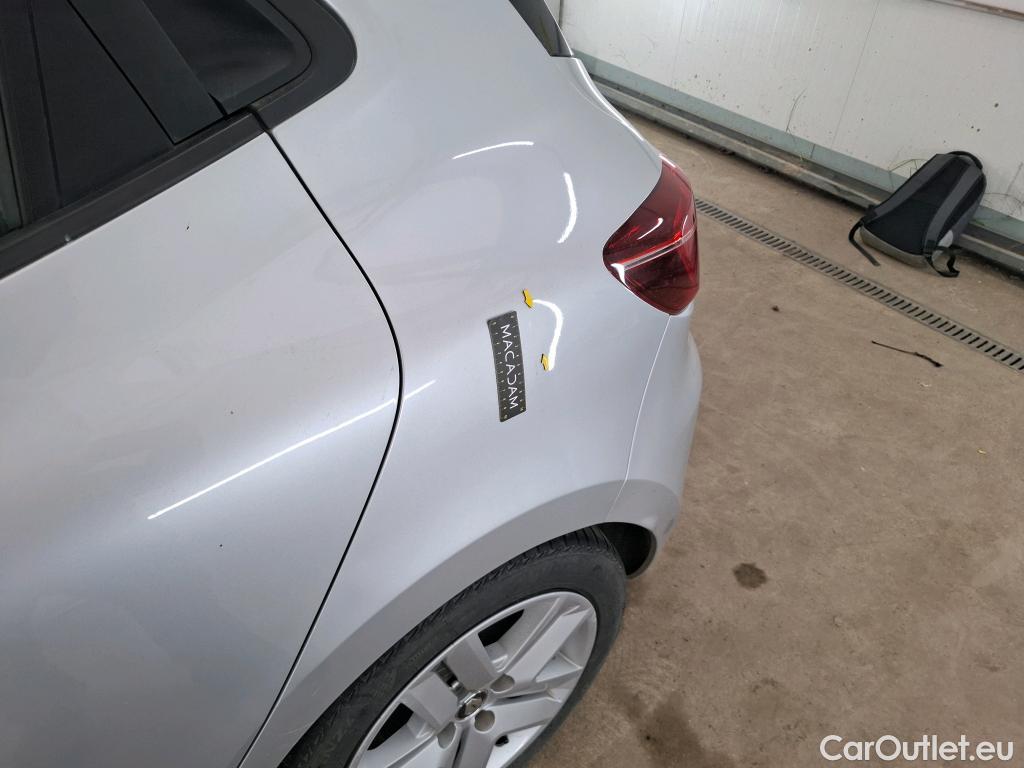 Renault  Clio  V Business 1.6 E-TECH Hybrid 140CV BVA6 E6d #28