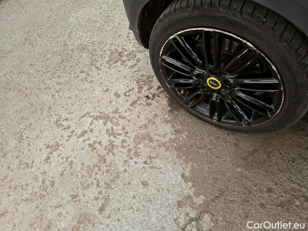  Mini  Mini   Electric  2021  3P  Berline Cooper SE Finition  Yours 184 ch BVA #24