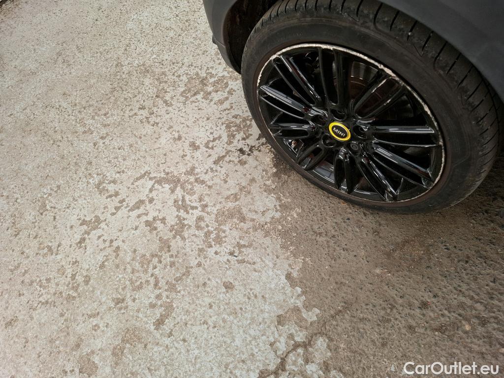  Mini  Mini   Electric  2021  3P  Berline Cooper SE Finition  Yours 184 ch BVA #48