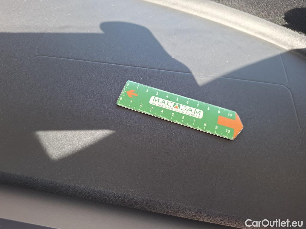  Tesla  Model 3 TESLA  / 2018 / 4P / Berline Autonomie Standard Plus RWD #30